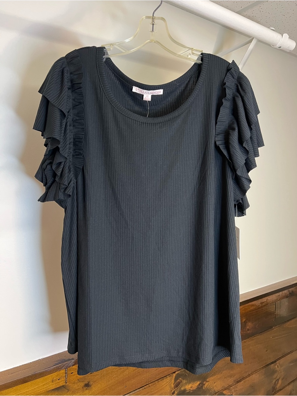 NWT Stella + Ginger Ruffled Short Sleeve Black Top- 2X